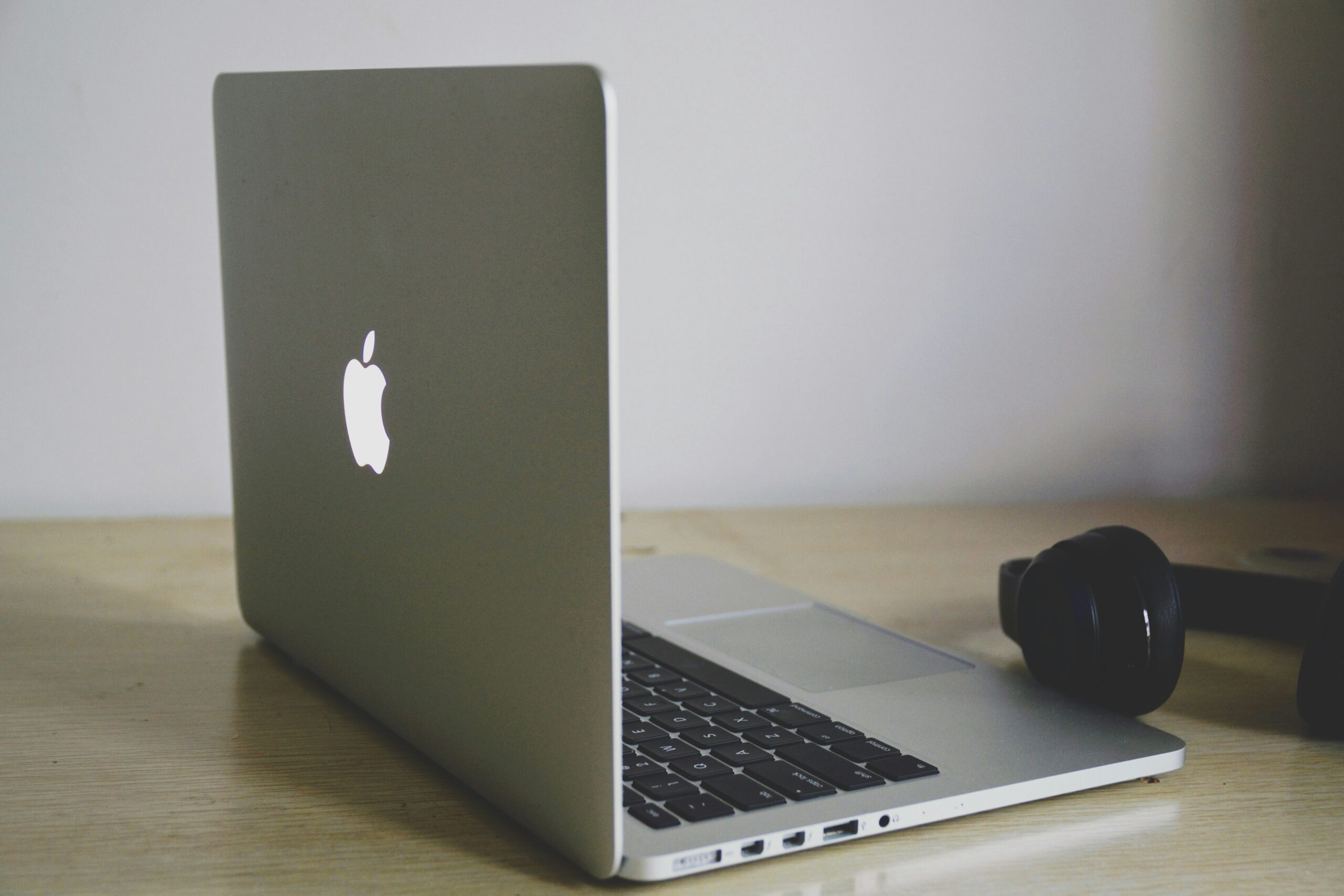 iPlanet’s Apple AMC: Ensuring Optimal Performance for Enterprise IT