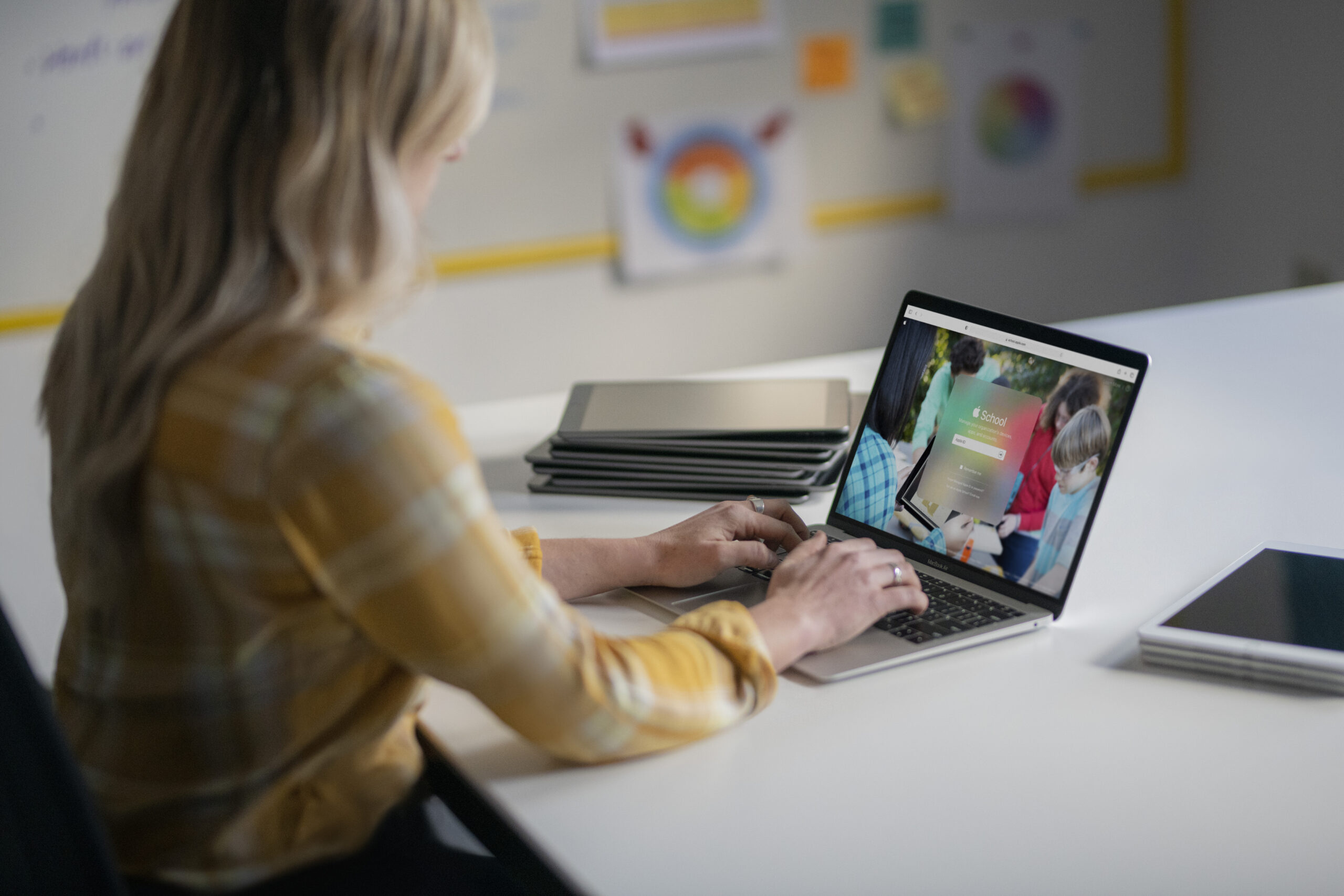 Empowering Education with Apple School Manager for Enhanced Learning and Administration