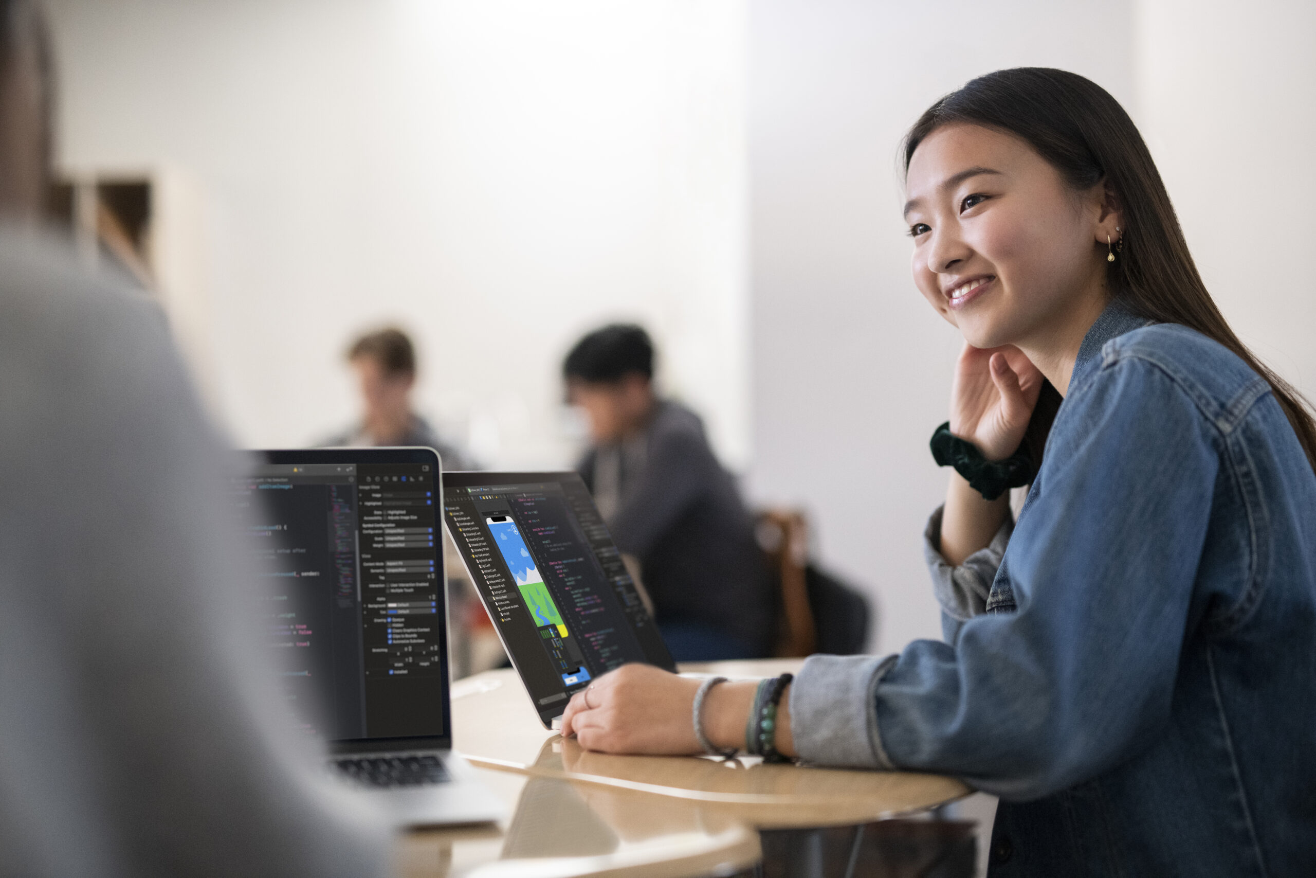 Empowering the Next Generation of Developers: Apple’s Develop in Swift