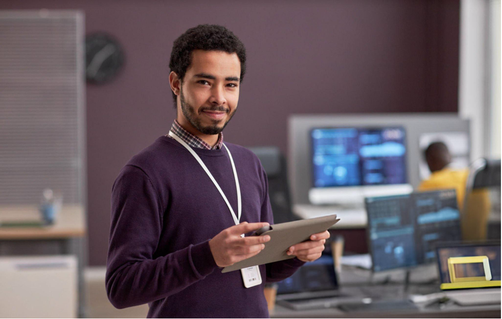 Change Management in Manufacturing: Overcoming Resistance During Windows-to-Mac Migration