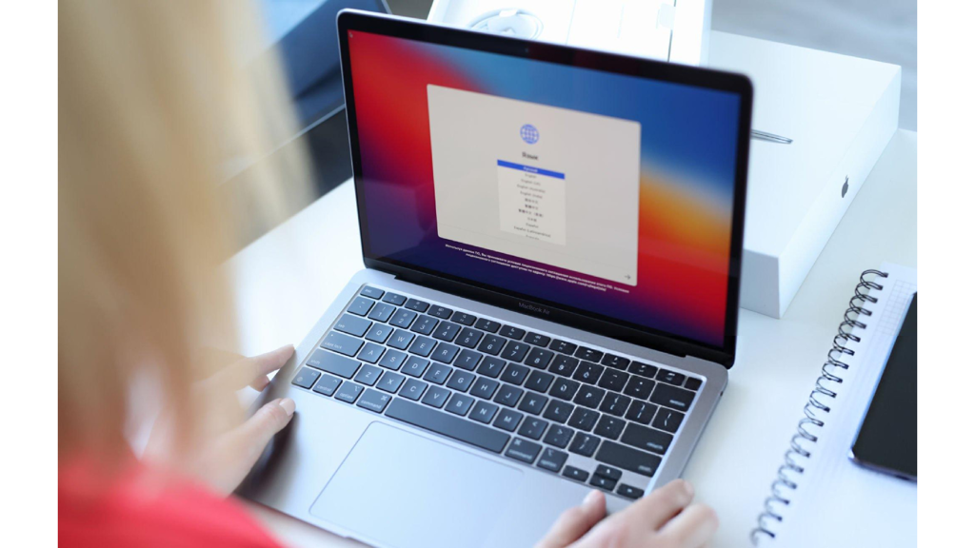 Future-Proofing Manufacturing IT: The Mac Advantage